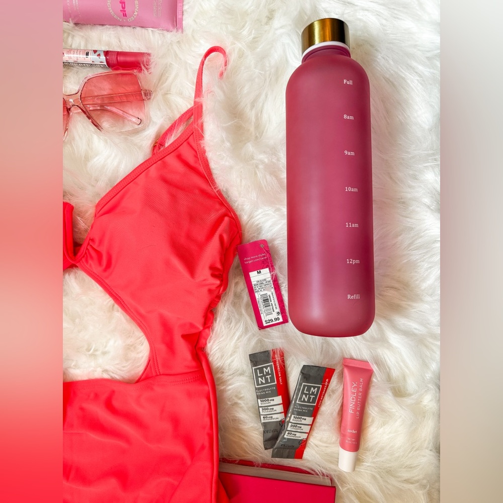 Hot Mom Pink Coral Beach Bundle 🌊 Swimsuit + Tote + Summer Gift Set Size Medium - Picture 3 of 16